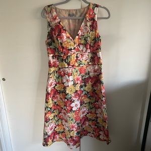 Ann Taylor Multicolored Floral Dress size 8